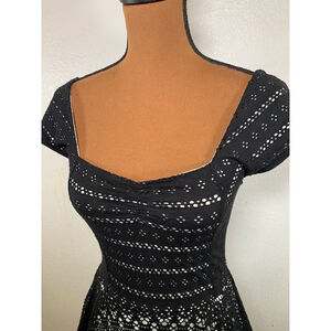 PRICE DROP! Women's Anthropologie Postmark Peplum Top Size Small, Black
